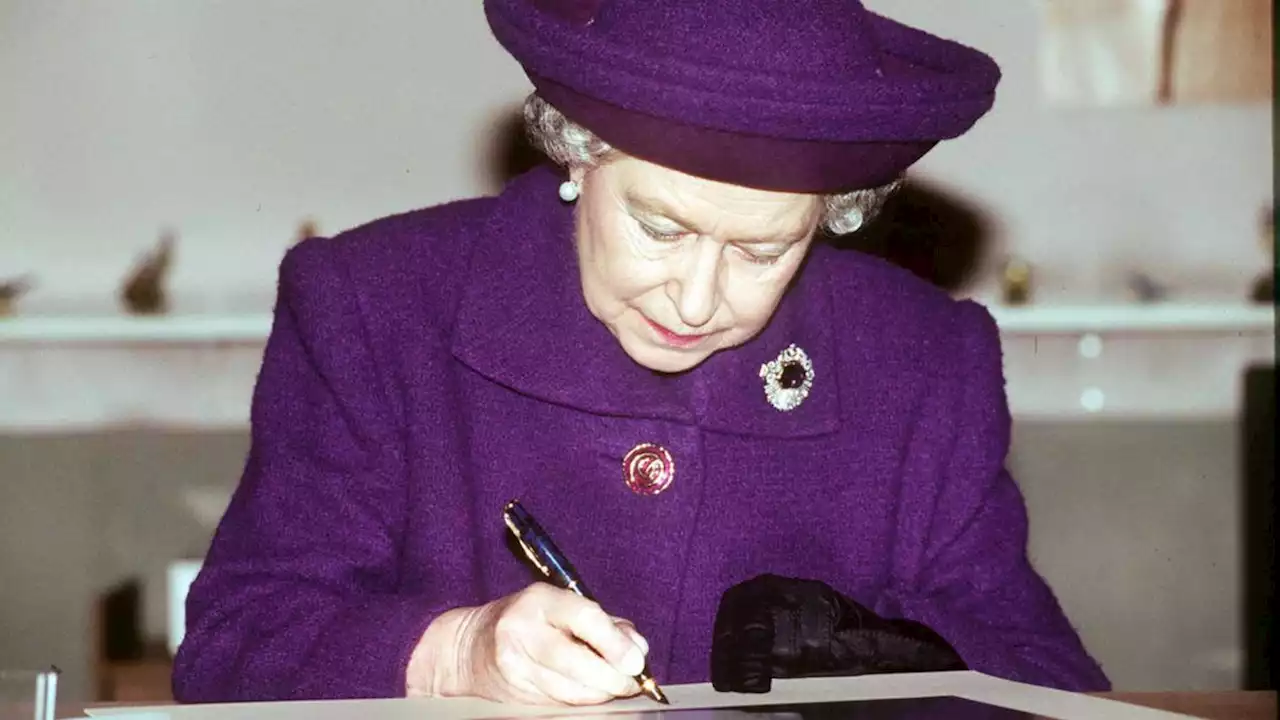 Queen’s ‘secret letter’ is hidden in Sydney vault and can’t be opened for 63 years. Here’s why.