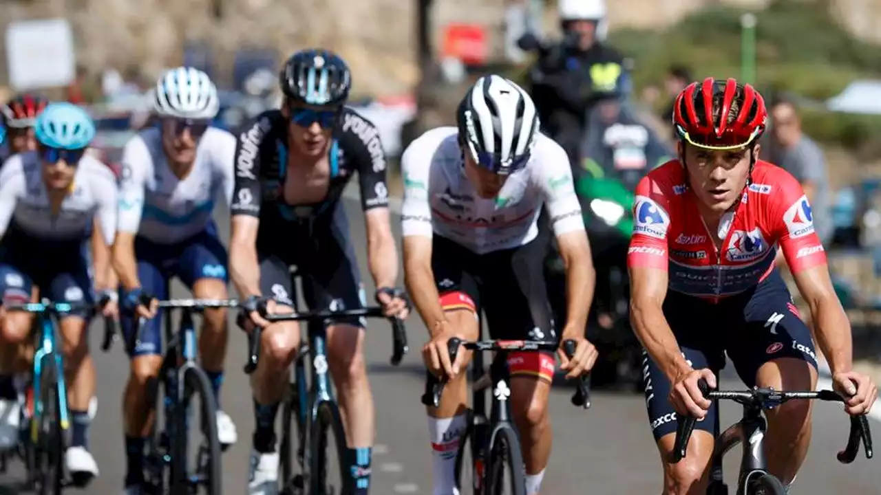 Carapaz se corona en Navacerrada y Evenepoel sentencia la Vuelta España