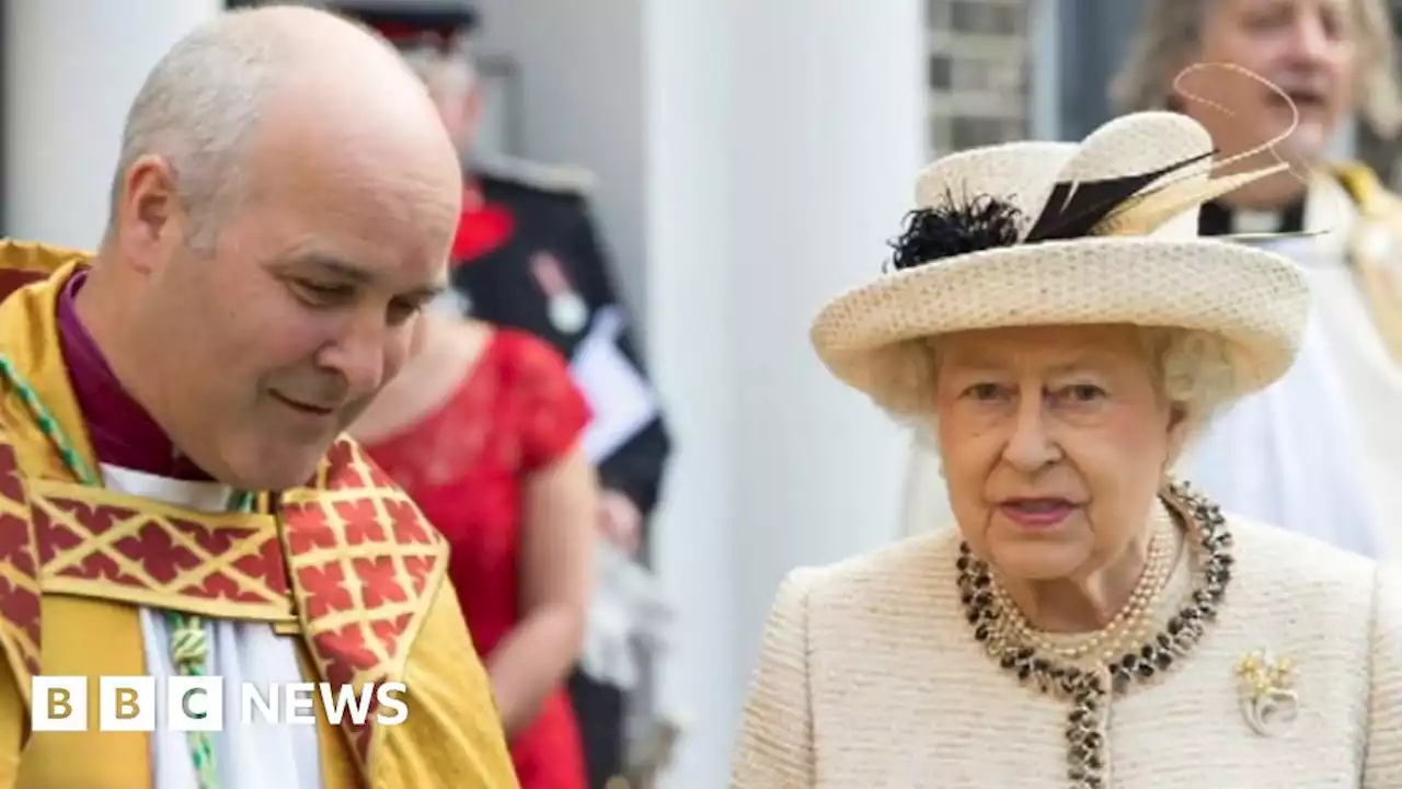 Queen Elizabeth II: Archbishop of York recalls doing jigsaw with Queen