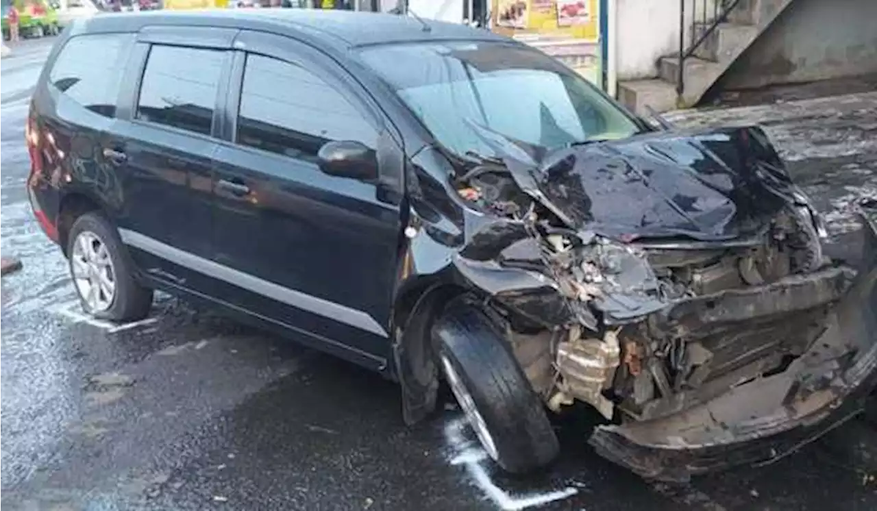 Bus Tabrak Sejumlah Mobil di Wonosobo, 6 Orang Tewas