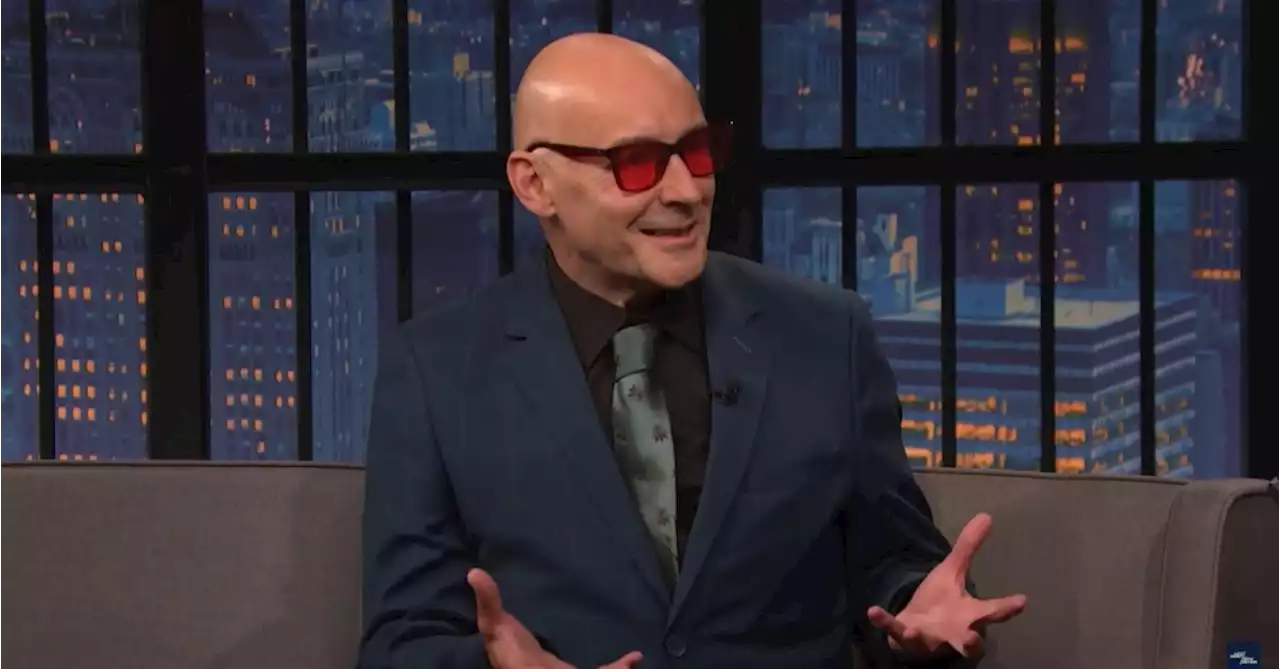 Grant Morrison Talks Link Between Drag & Superheroes to Seth Meyers