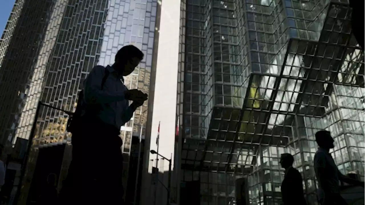 Canada sheds jobs for third month, unemployment rate jumps to 5.4% - BNN Bloomberg