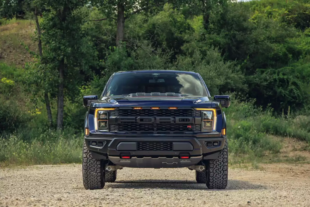 2023 Ford F-150 Raptor R Restores the Roar with a 700-HP V-8