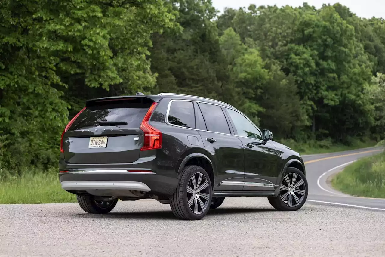 Tested: 2022 Volvo XC90 Recharge T8's Niche Is Shrinking