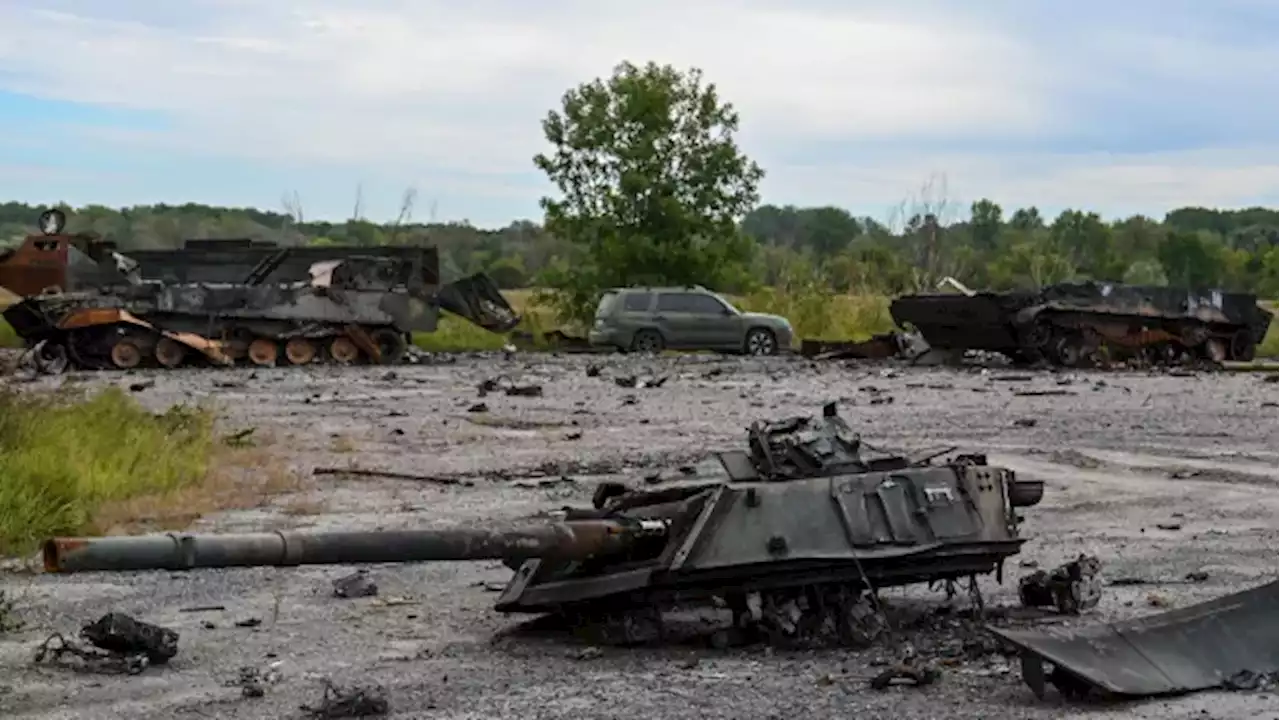 Ukraine claims gains in Kharkiv region as Russia says it's regrouping troops | CBC News