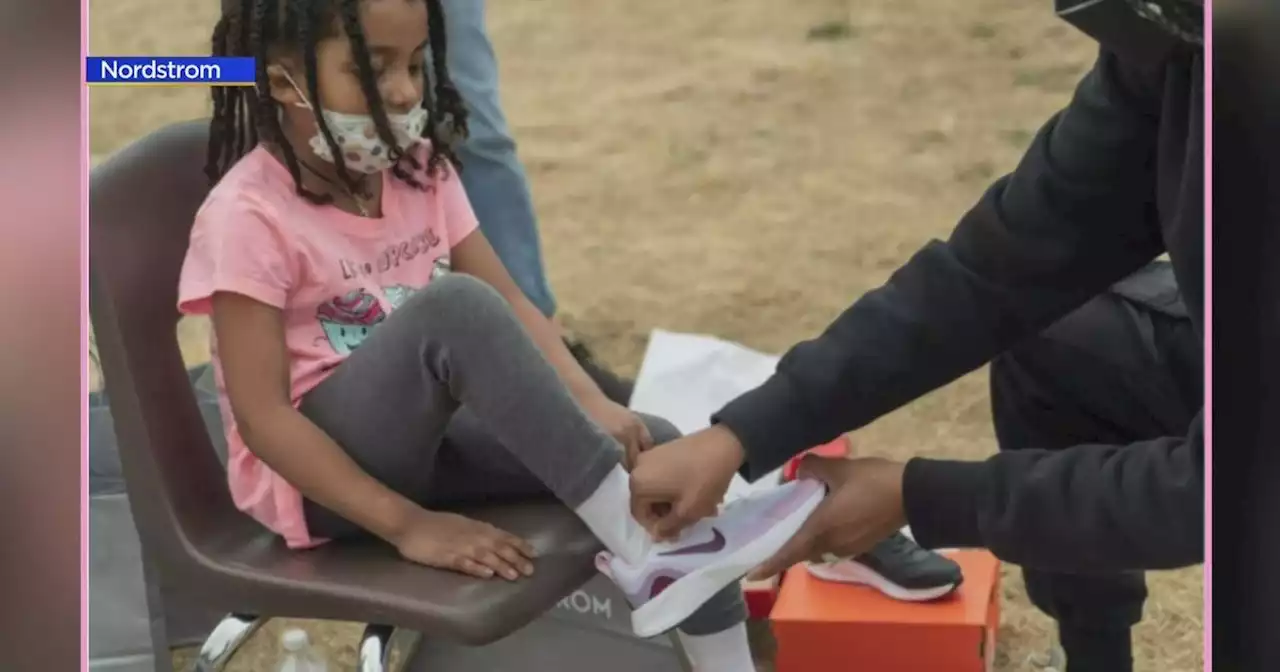 Shoes That Fit partners with Nordstrom, Nike to hand out new shoes at Randolph Elementary