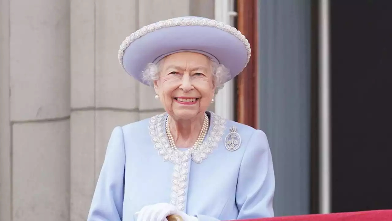 Elizabeth II : premiers éléments de réponse sur les causes de sa 'mort subite'