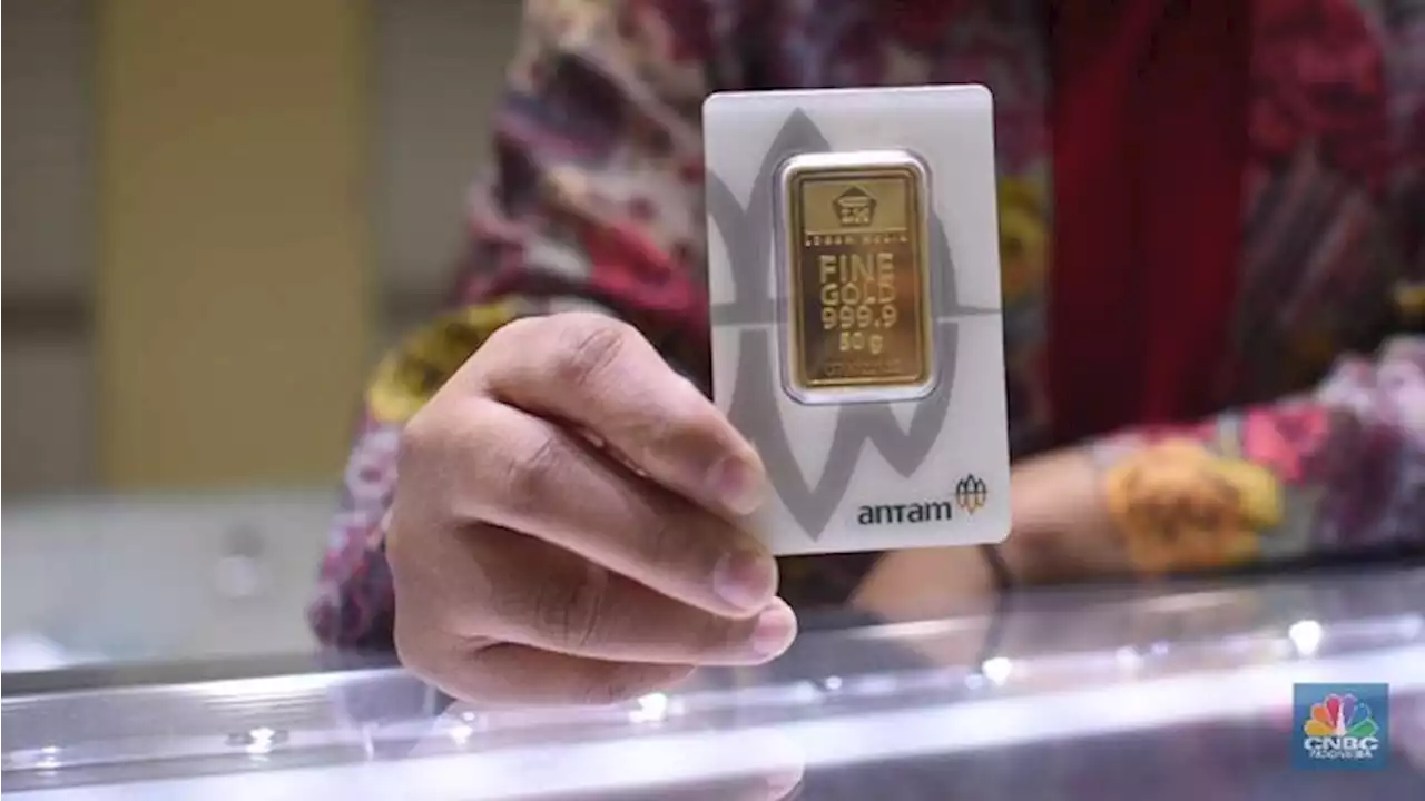 Emas Global Naik Tajam, Harga Emas Antam Malah Diam Doang!