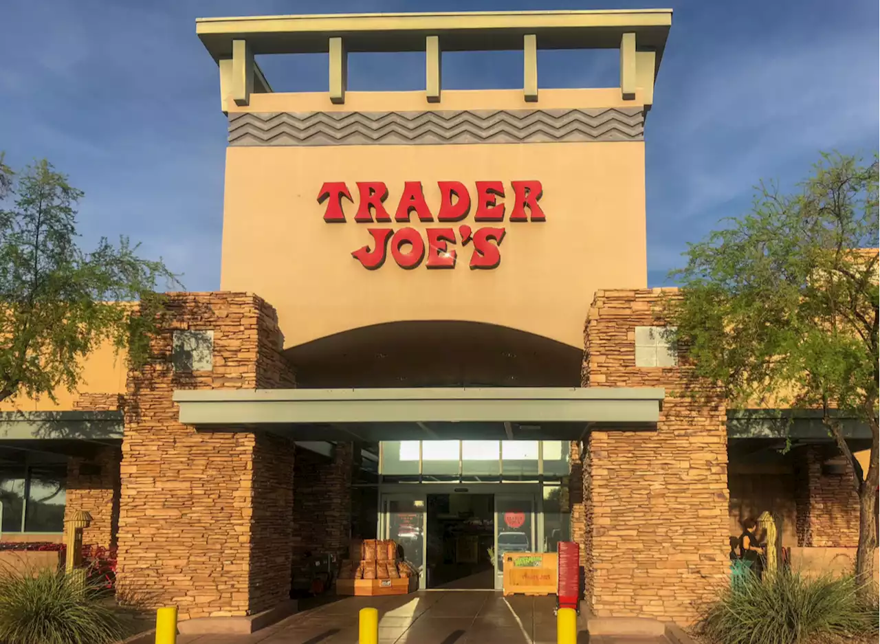 Trader Joe's Is Bringing Back This Popular Customer Perk — Eat This Not That