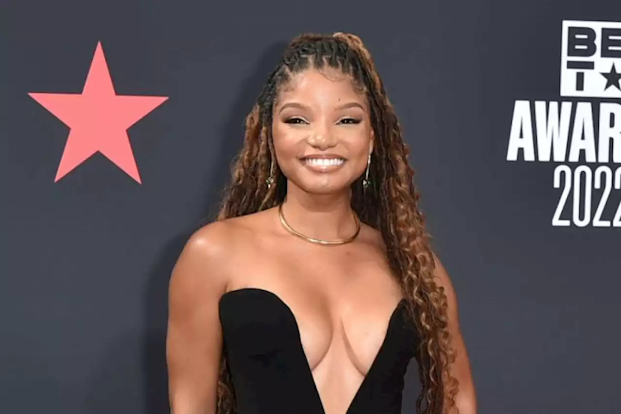 ‘Little Mermaid’ Live-Action Trailer: Watch Halle Bailey Sing ‘Part Of Your World’