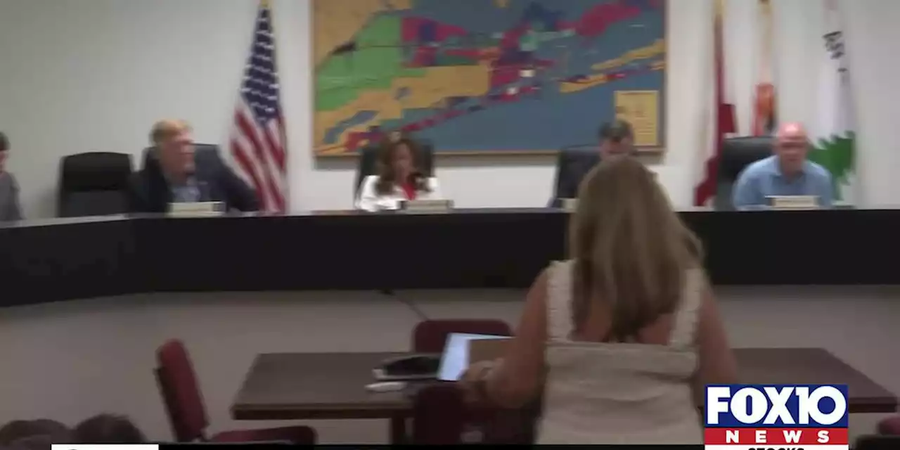 Orange Beach school board president owns up to controversial comments