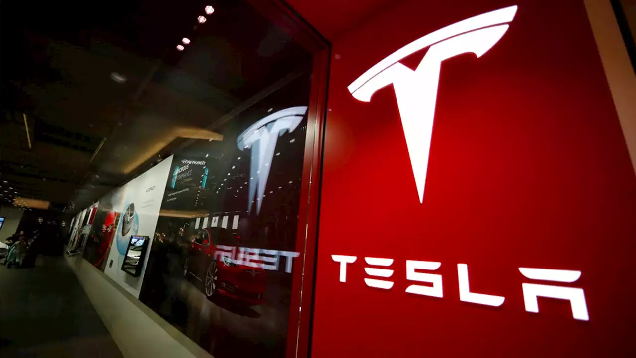 Tesla considers building Texas lithium refinery