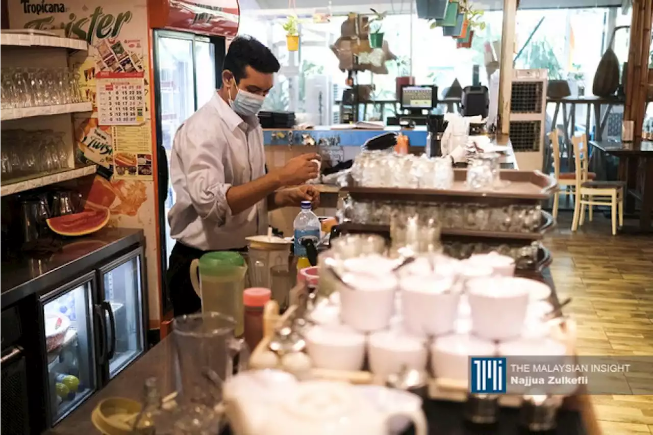 Pengusaha restoran arah pekerja terus pakai pelitup muka | The Malaysian Insight