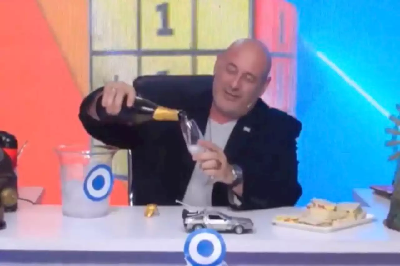 TV host Santiago Cúneo drinks champagne on air to toast Queen’s death: ‘Old b–ch has died’