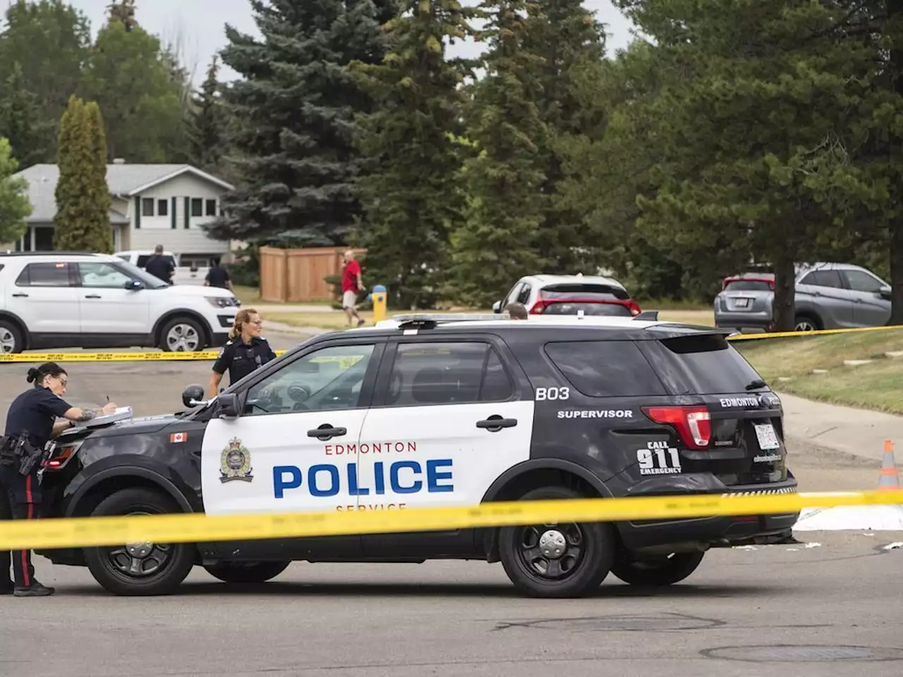 Man arrested after Edmonton stabbings charged with second-degree murder