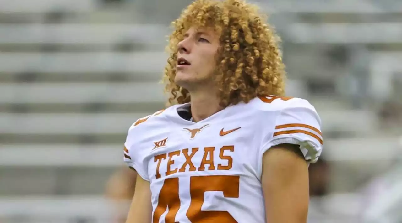 Texas Kicker Has Brutal Miss With Chance to Take Lead vs. Alabama