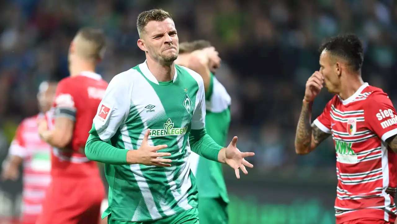 Fußball-Bundesliga: Werder bekommt ein Tor aberkannt, verschießt einen Elfmeter und unterliegt Augsburg