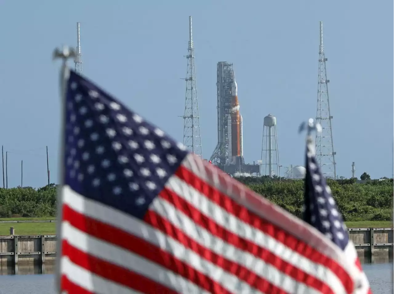 Exploration spatiale : pourquoi les Américains veulent-ils retourner sur la Lune ?