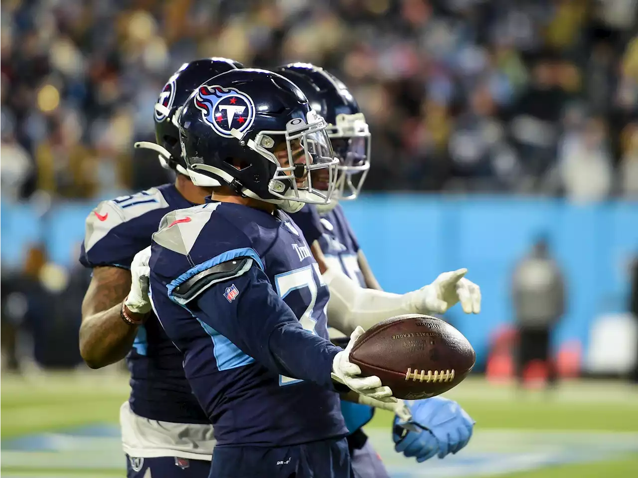 Breaking Down Amani Hooker Contract Extension With Titans