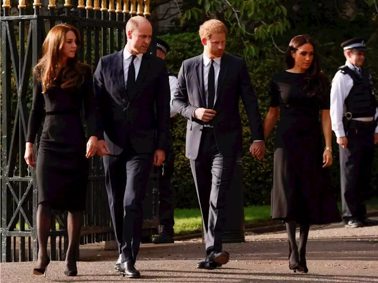 Prince Harry, Meghan join William and Kate on Windsor walkabout