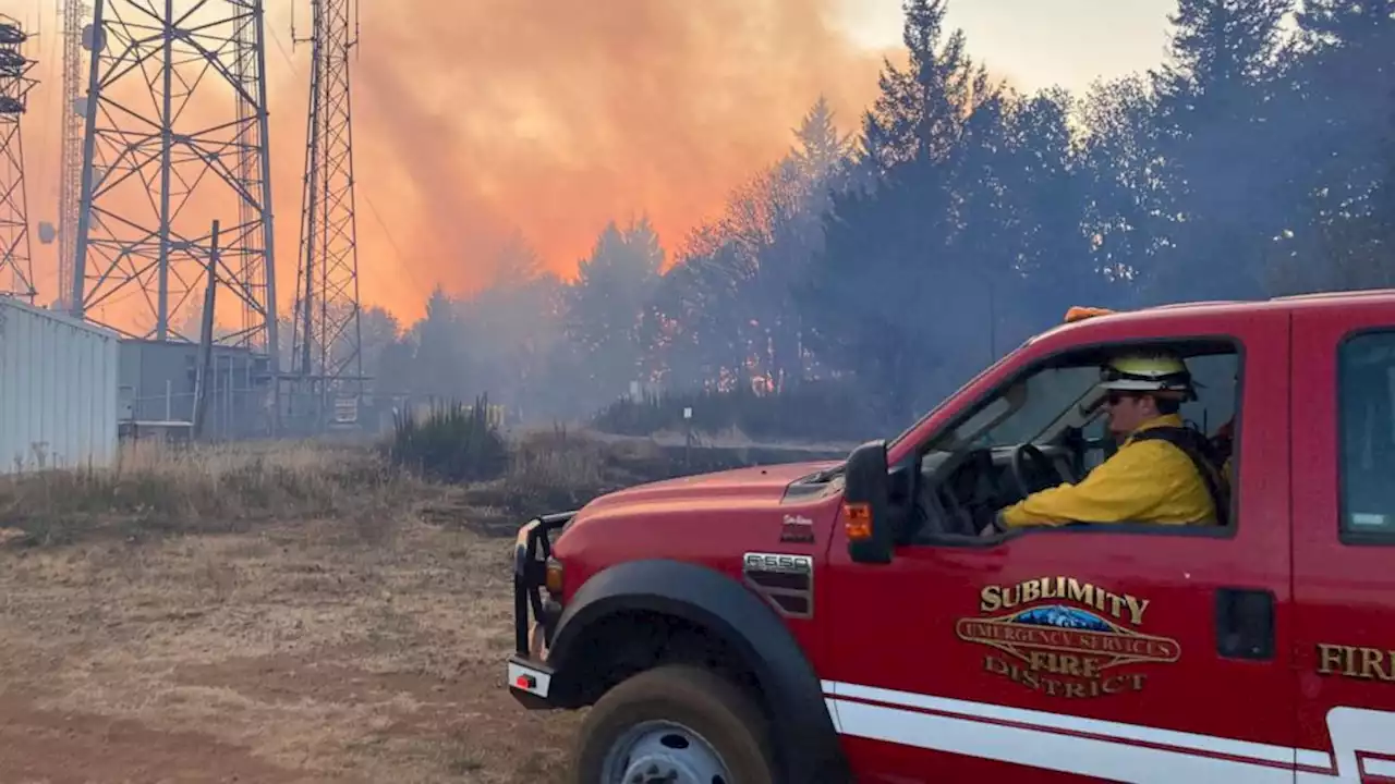 Oregon facing extreme fire danger this weekend as several blazes burn