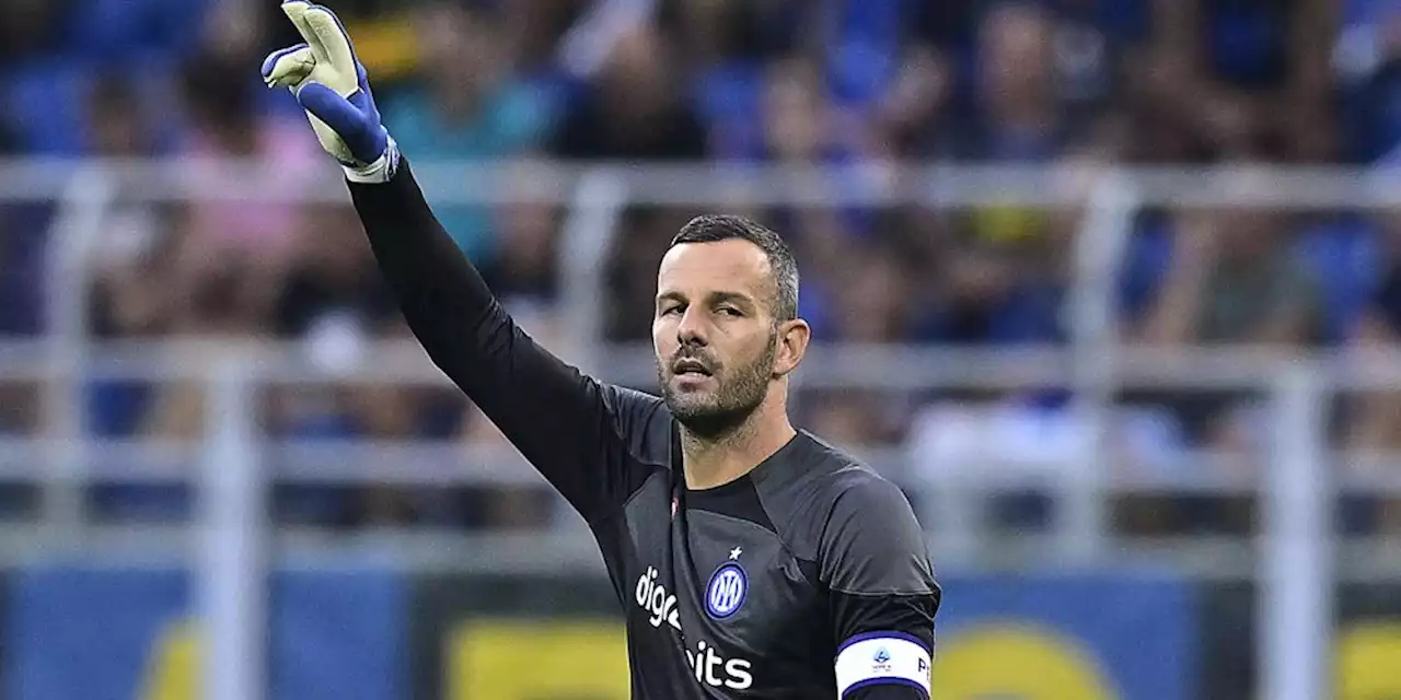 Andre Onana Kiper Hebat, Tapi Samir Handanovic Masih Kiper Utama Inter Milan - Bola.net