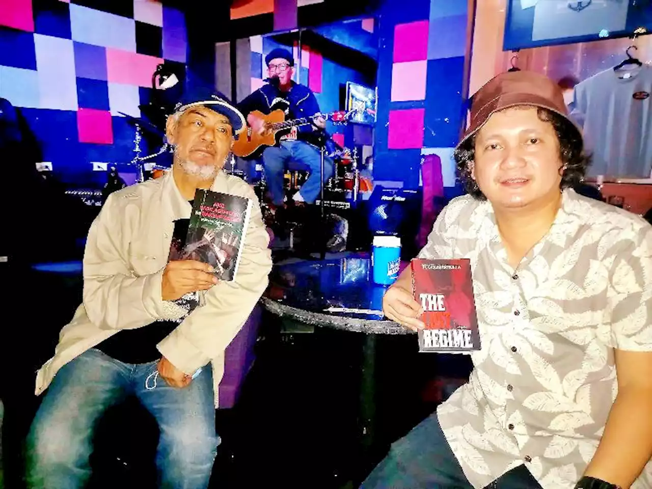 PAPERBACK WRITERS | How two Pinoy music journos wrote their way through the pandemic - BusinessMirror