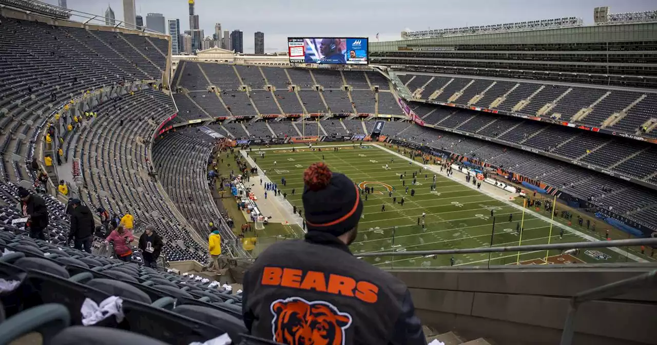 Column: Chicago’s love-hate relationship with Soldier Field begins again with a new Bears season