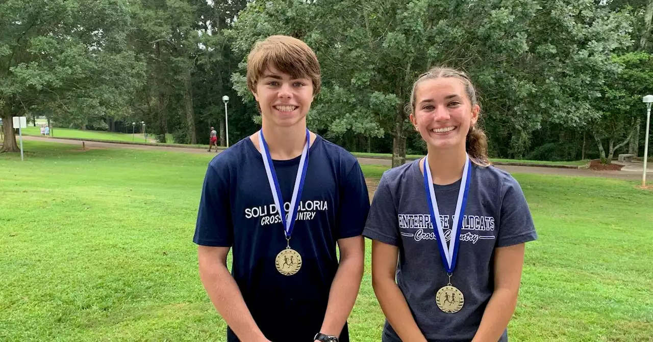 Sophomores McCrea, Smith win Wildcat Invitational races