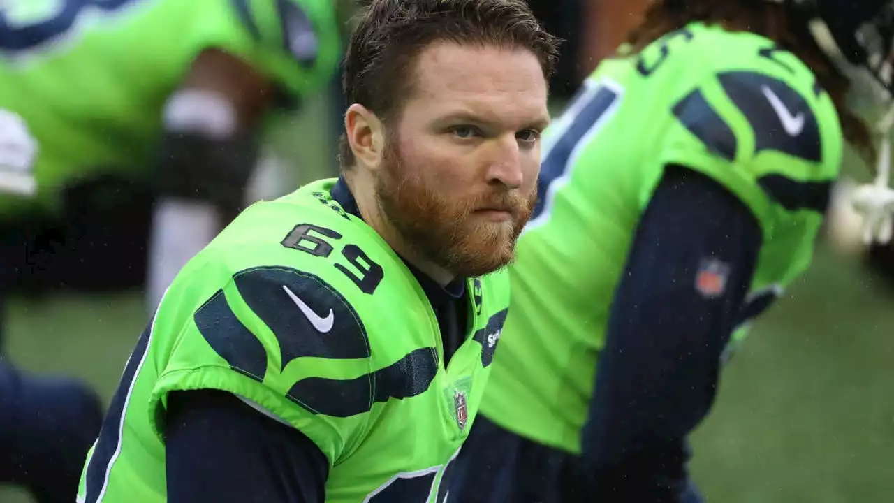 Long snapper Tyler Ott, linebacker Alton Robinson ruled out for Seahawks