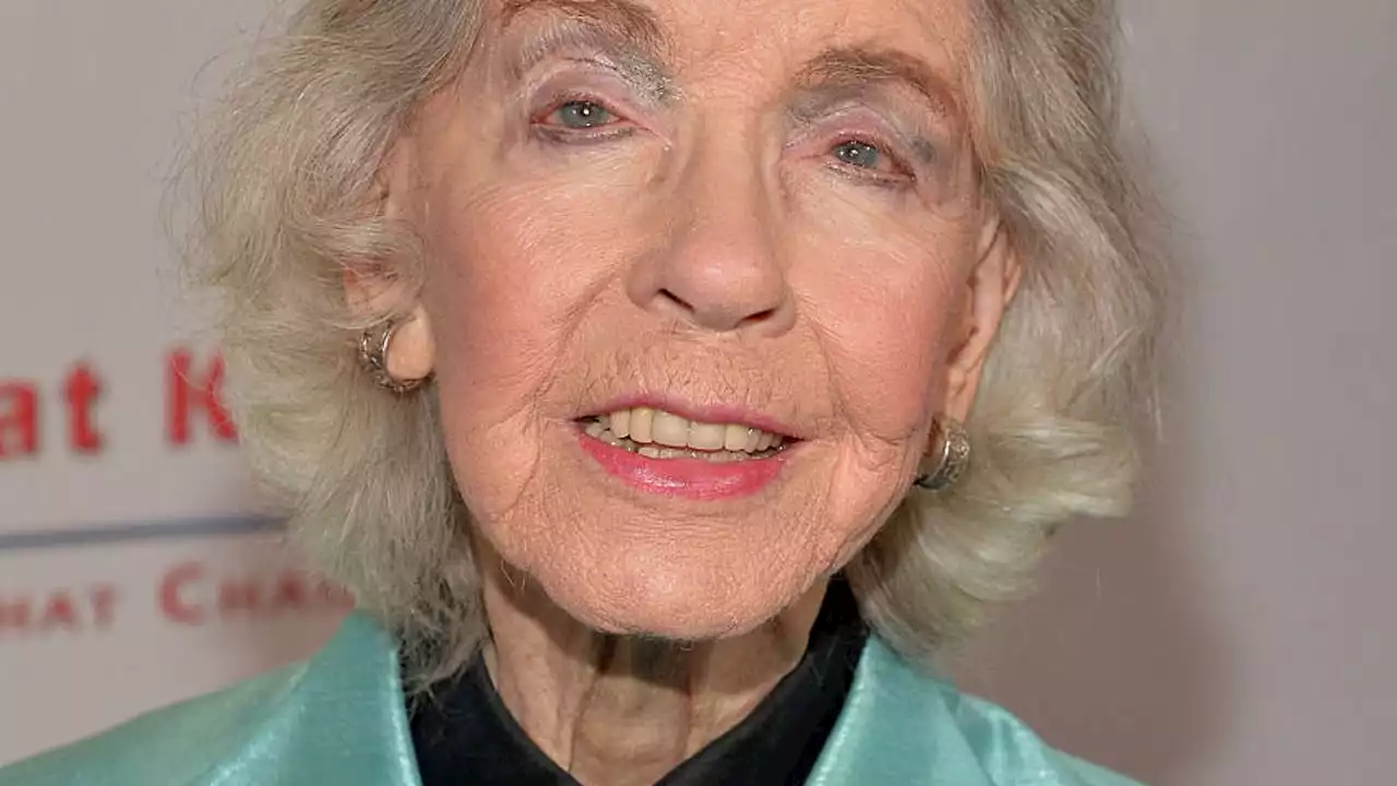 Marsha Hunt, 1940s star and blacklist victim, dies at 104