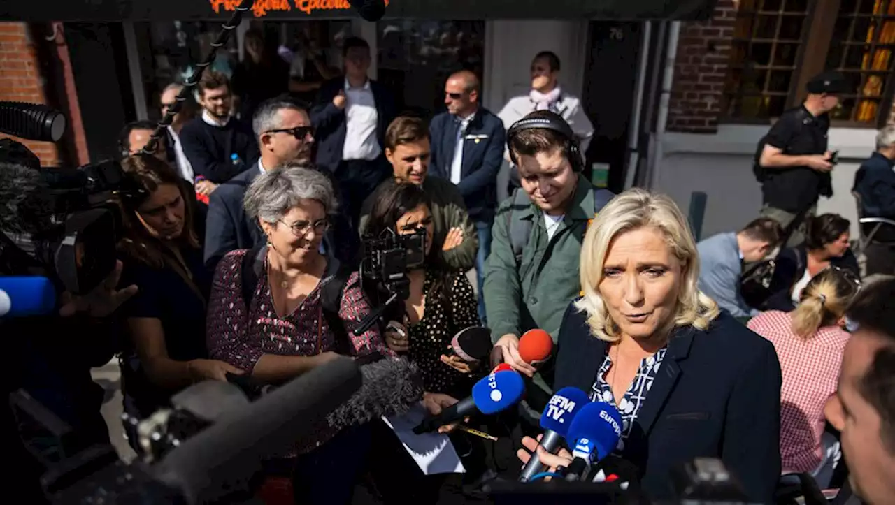 'On n'est pas un pays du tiers-monde' : pour sa rentrée politique, Marine le Pen fustige le gouvernement