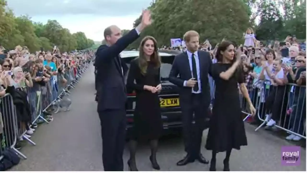 Reuni Pasangan Kate Middleton-William dan Meghan Markle-Harry, Berjalan Bersama Menyapa Warga di Kastil Windsor