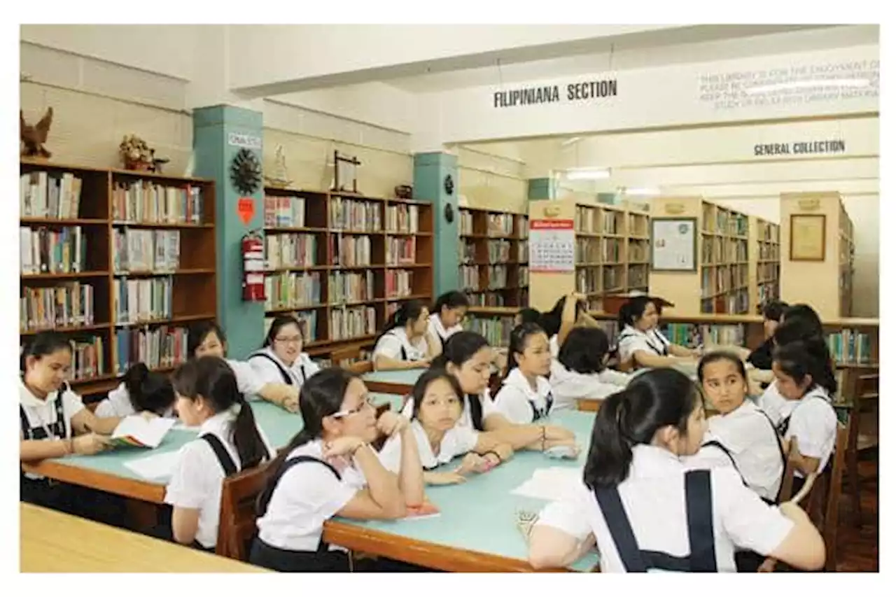 Build school libraries, increase budget for classrooms --- Recto