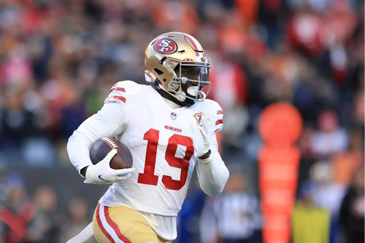 Watch: Deebo Samuel runs over Bears defender for first 49ers touchdown of 2022