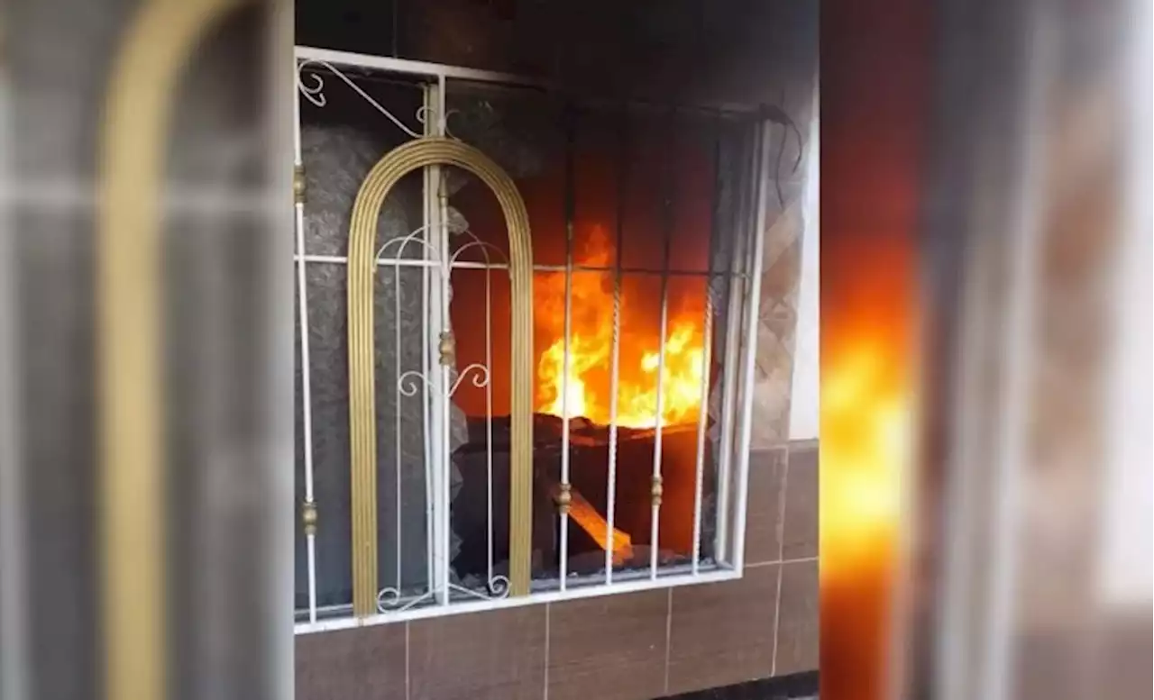 En Gómez Palacio, mujer mayor escapa de incendio en su casa