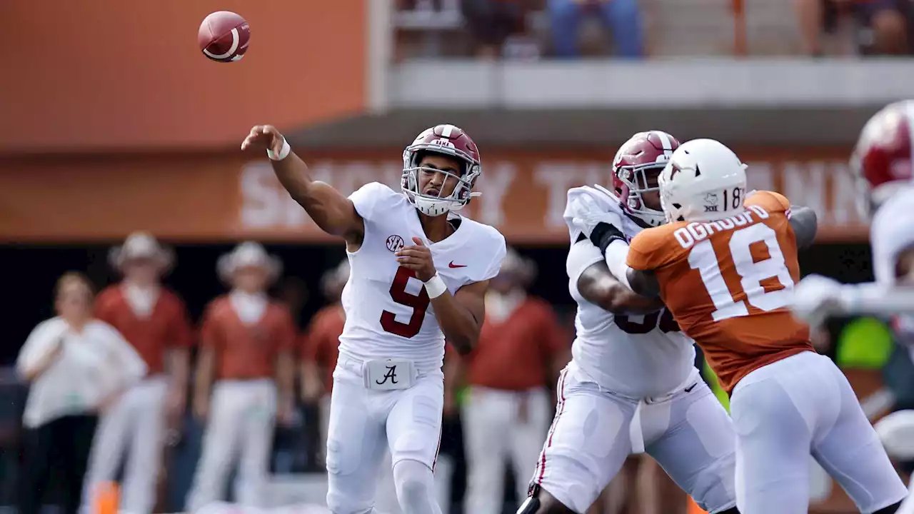 No. 1 Alabama Hangs on to Beat Texas 20-19 in Austin