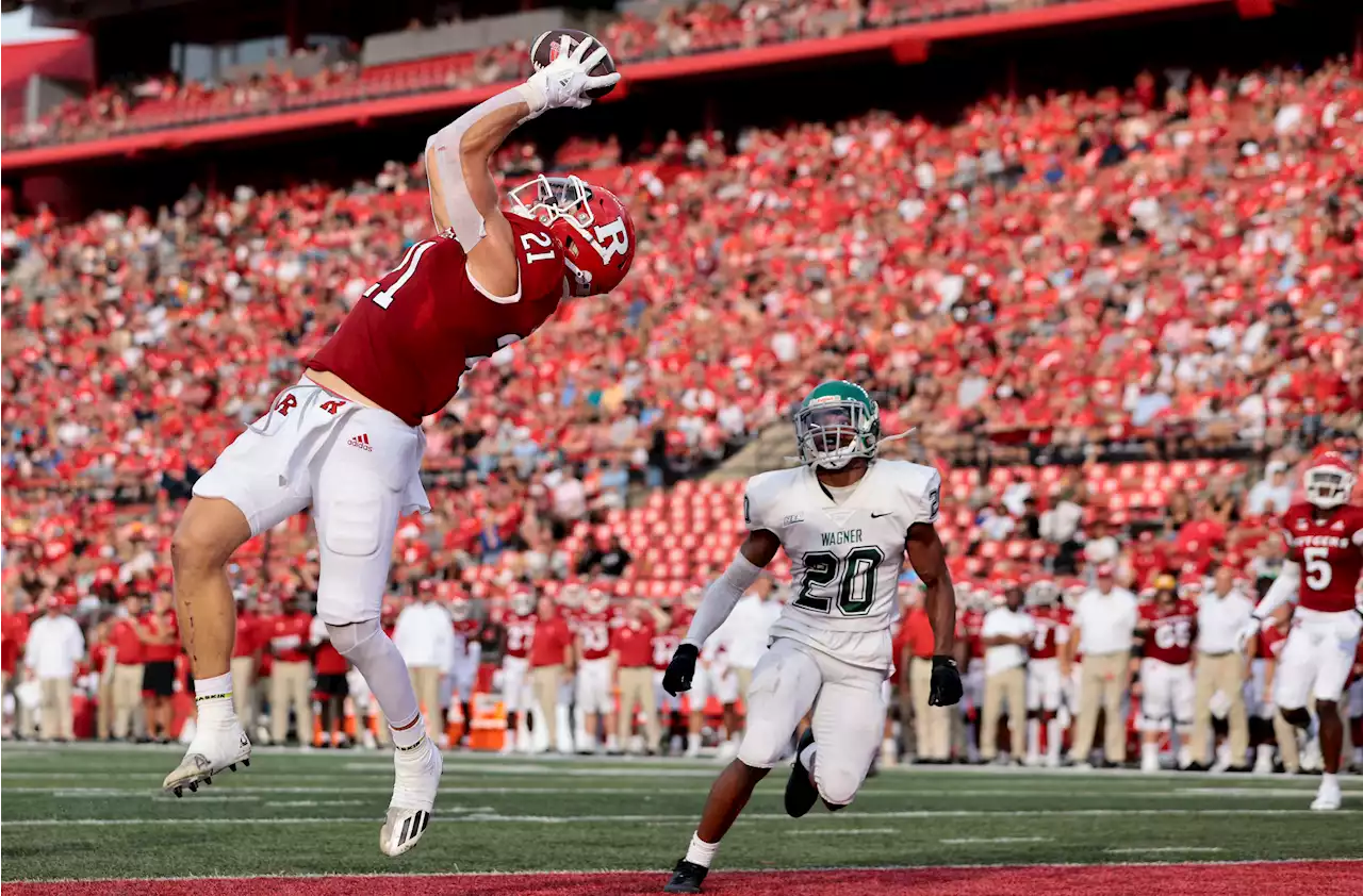 Rutgers destroys Wagner as even a tight end throws a touchdown