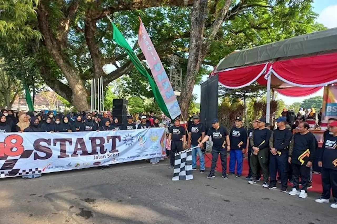 Lepas Jalan Sehat Gebyar Muktamar Muhammadiyah, Wabup Grobogan Sampaikan Ini