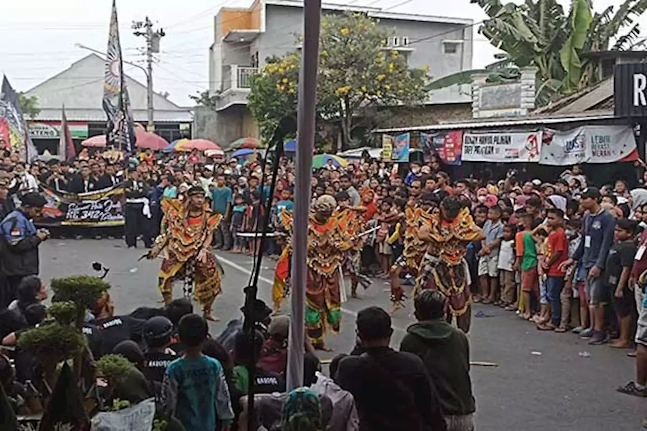 Putri PB XII Hadiri Kirab Hari Jadi Kartasura: Senang Ada yang Nguri-uri Budaya