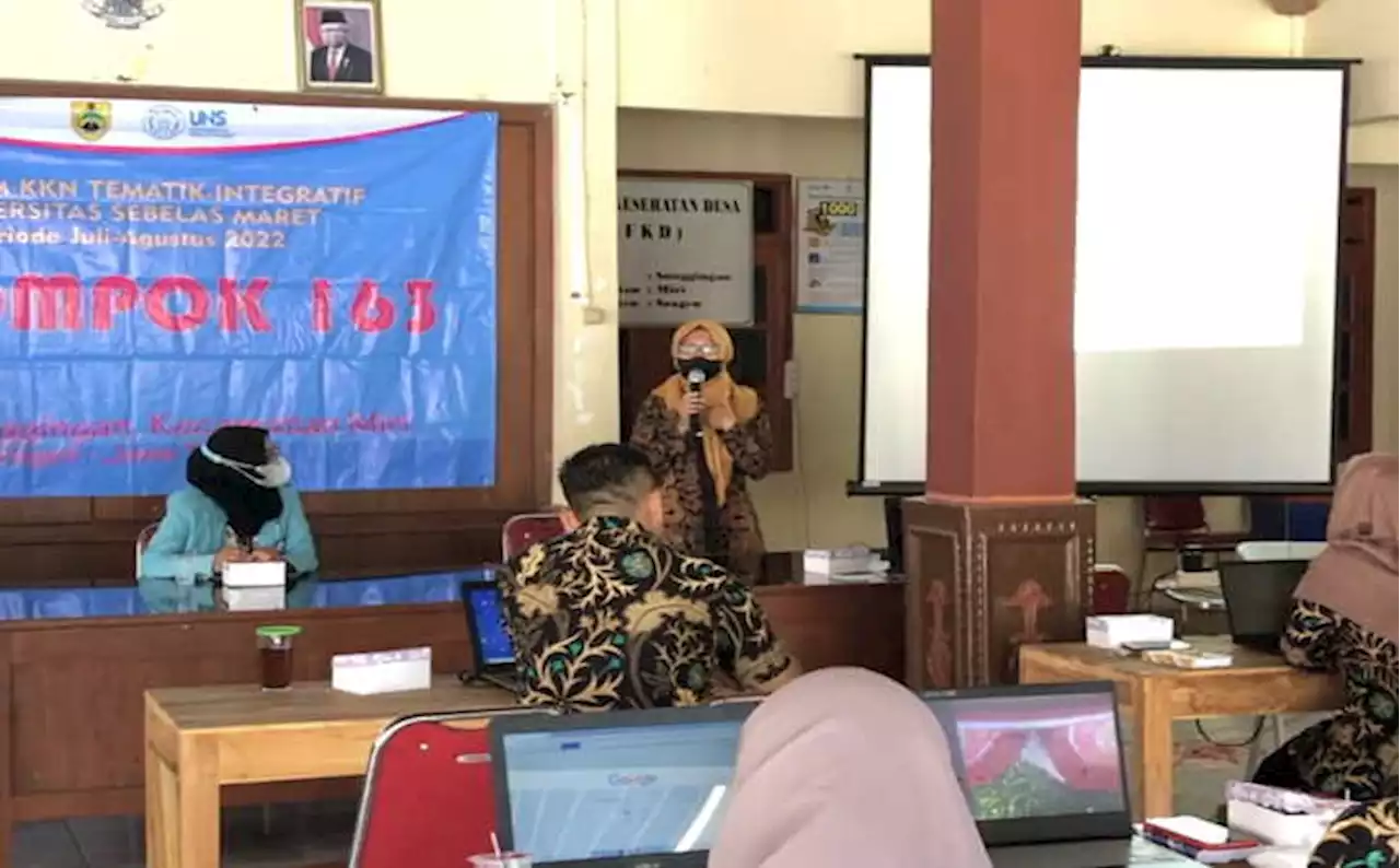 Tim 163 KKN UNS Gelar Pelatihan Jurnalistik bagi Perdes di Sunggingan Sragen