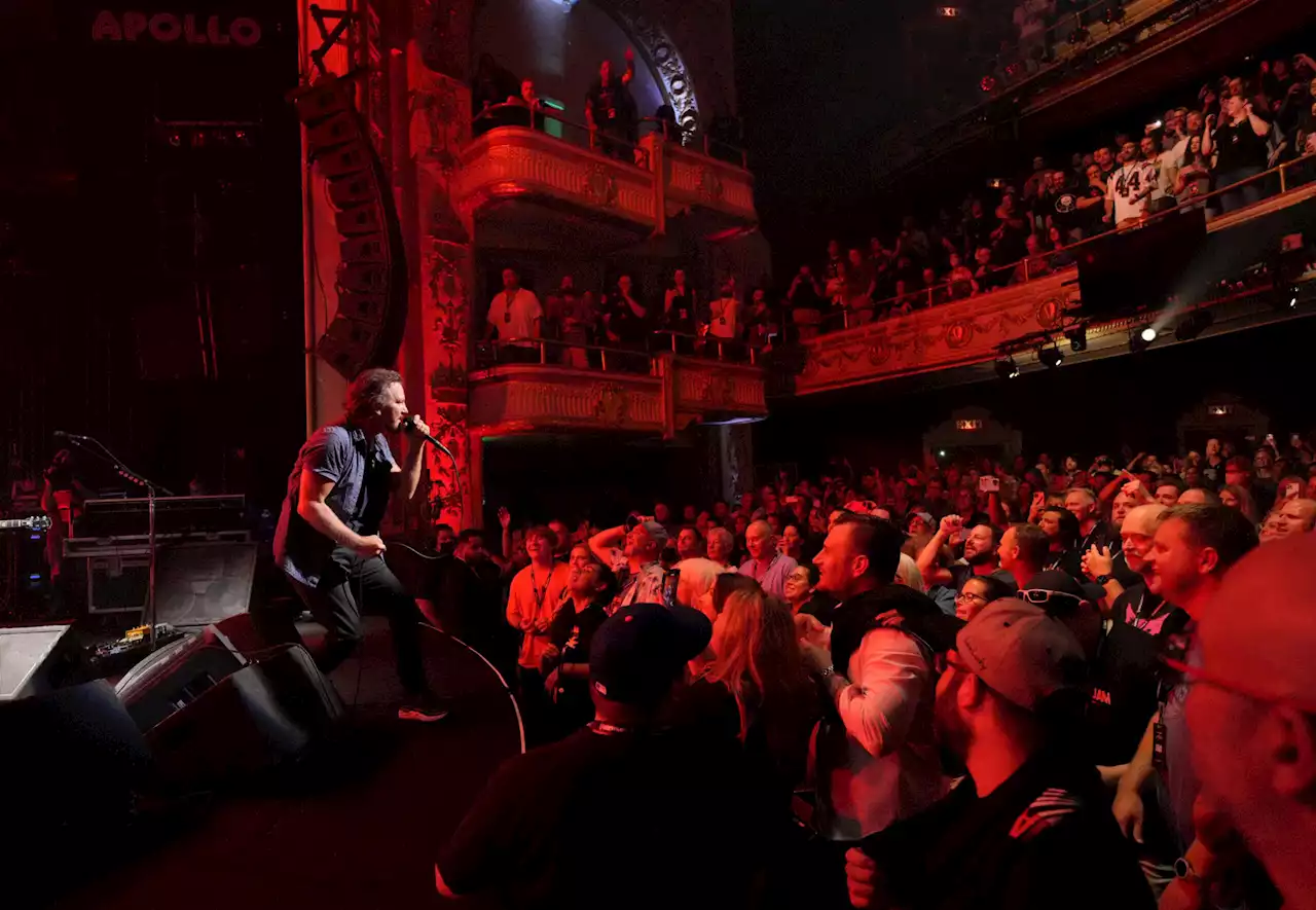 Pearl Jam Go Heavy on Gigaton at Apollo Theater Show