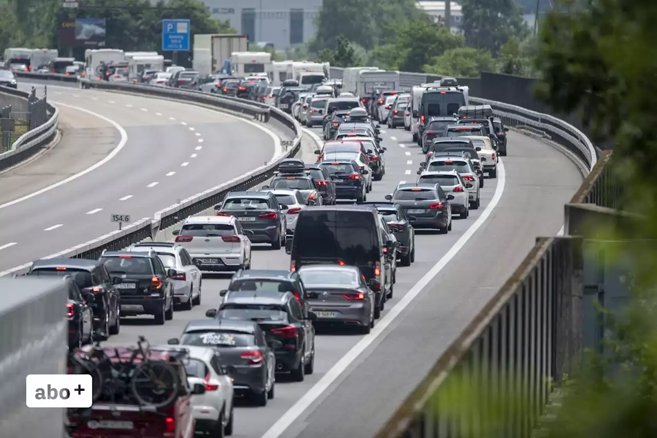 Über 800 Stunden lang stand Verkehr vor Gotthard still