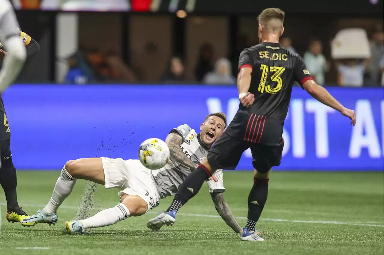 Atlanta United buries Toronto FC and the Reds' playoff hopes with a 4-2 victory