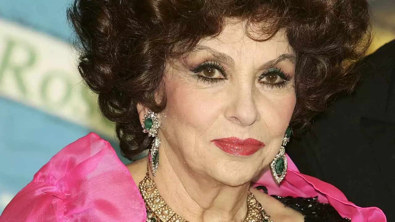 Gina Lollobrigida, 95 anni, in ospedale per frattura al femore