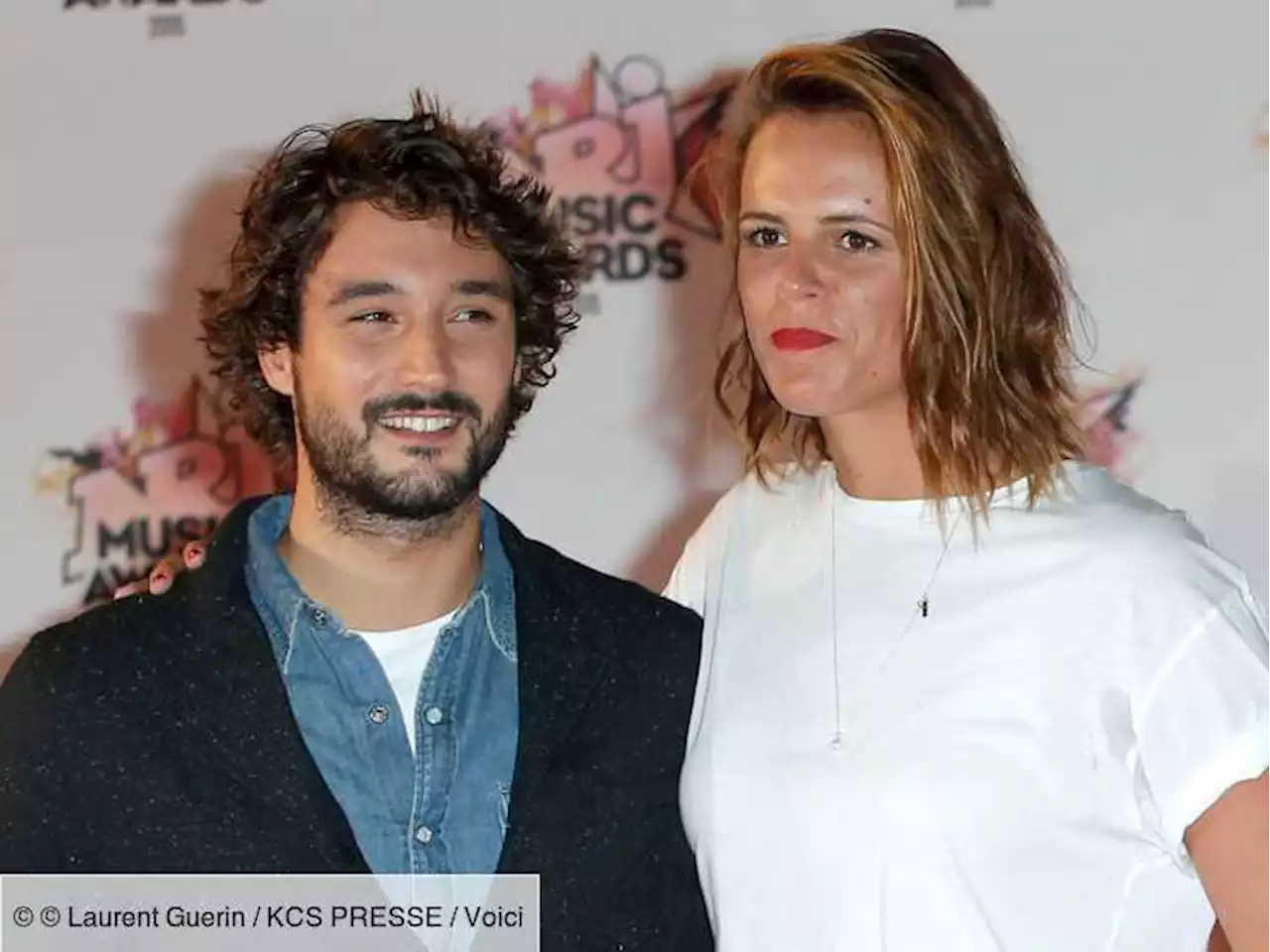 Laure Manaudou : son fils Lou s'éclate au concert de son papa, le chanteur Jérémy Frérot - Voici