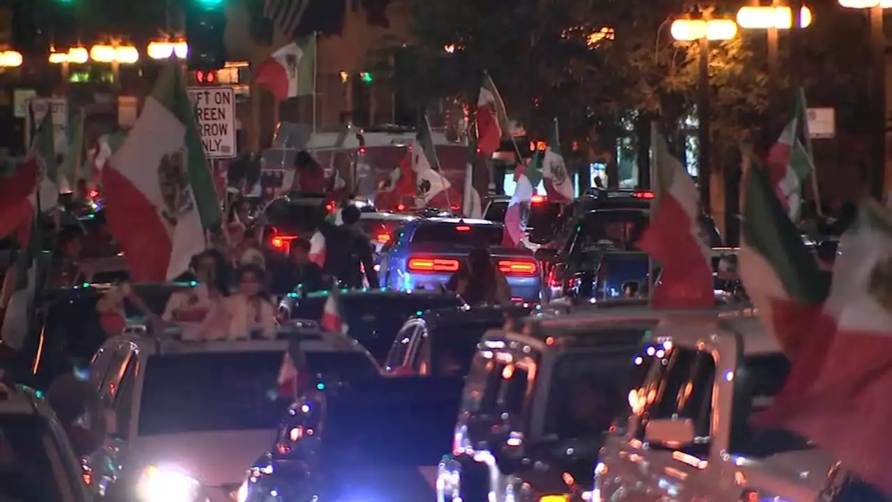 Chicago Mexican Independence Day Parade is back in Little Village after 3 year hiatus despite rain