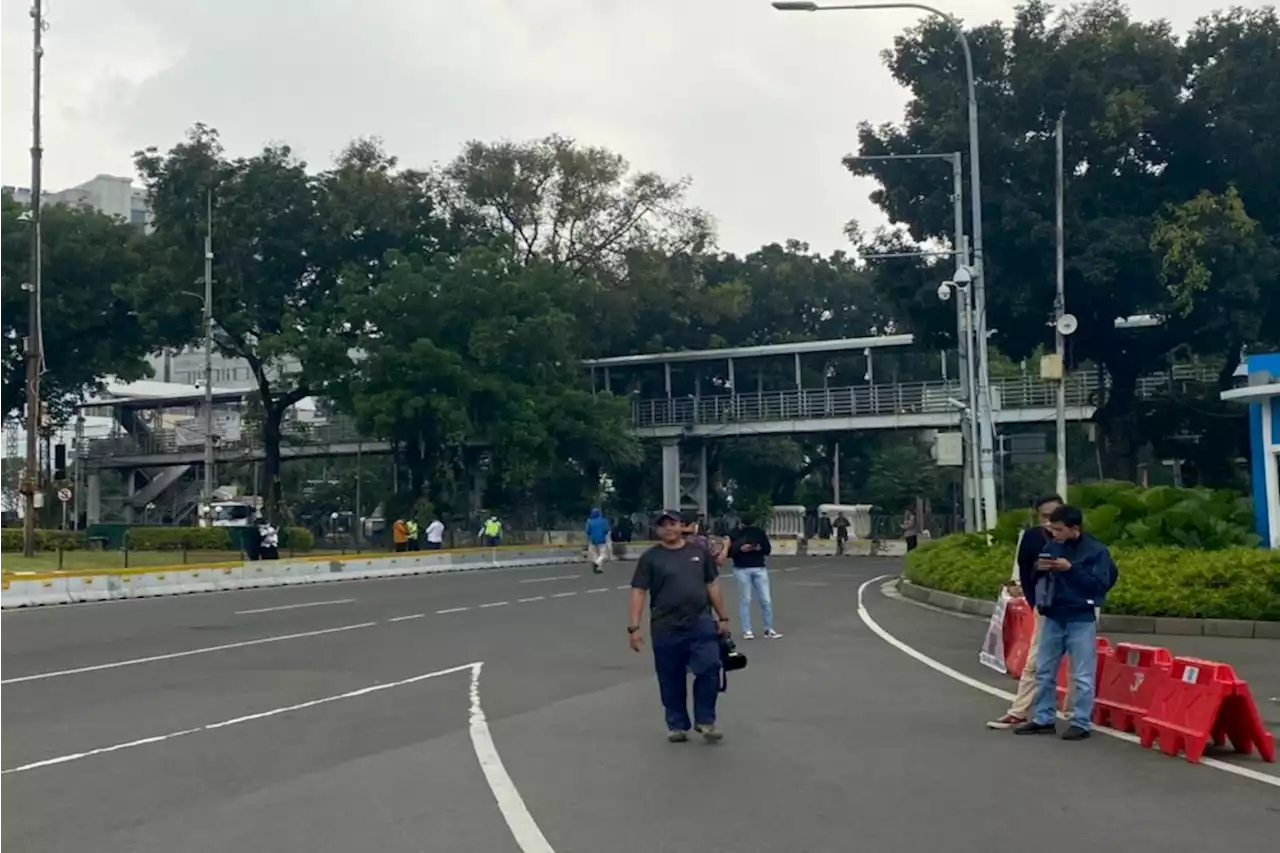 Demo di Patung Kuda, Jalan Menuju Istana Negara Ditutup Kawat Berduri