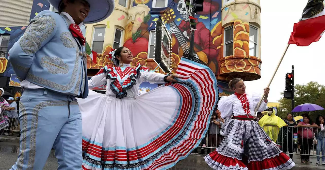 Downpour can’t dampen spirits as Little Village celebrates Mexican Independence Day with a lively parade