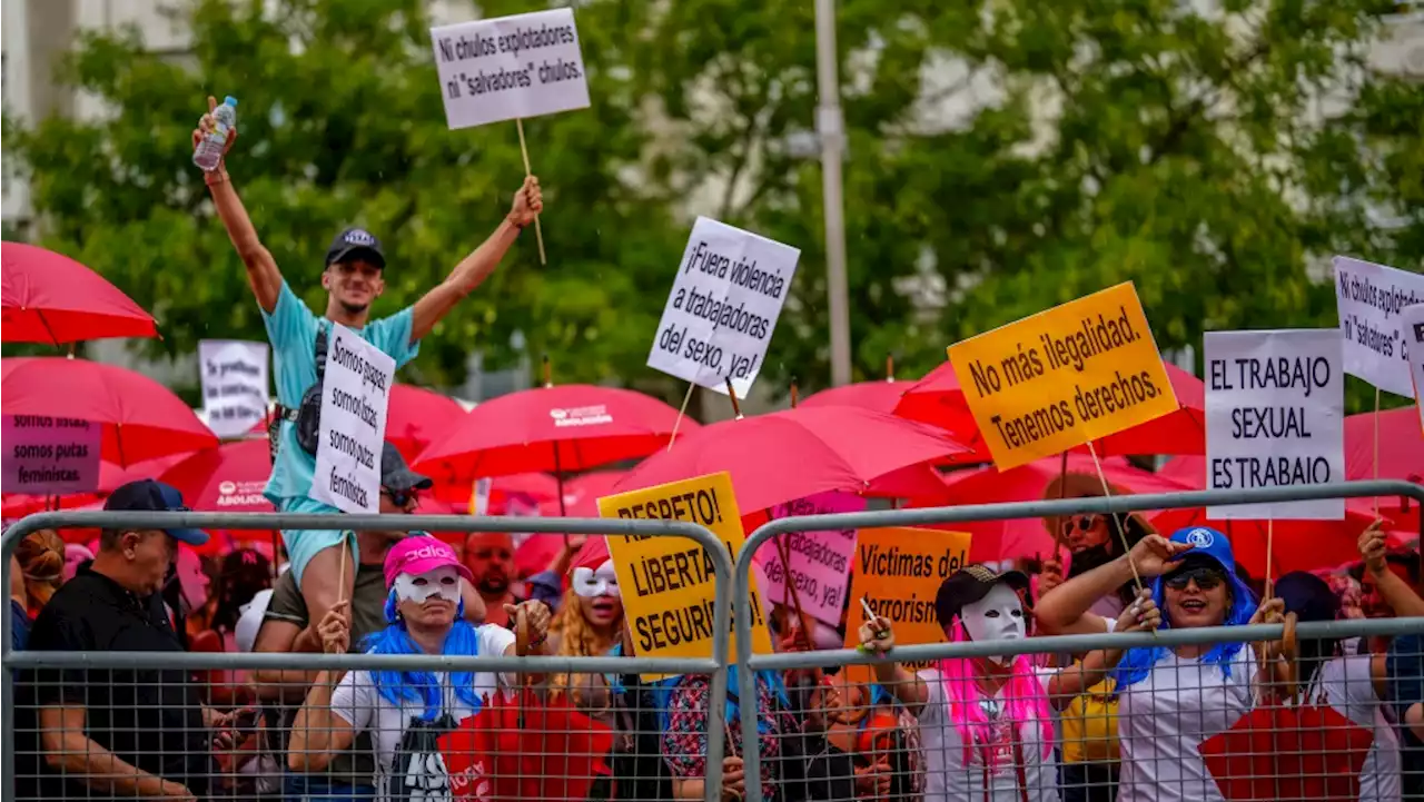 Spanish sex club owners, workers protest prostitution bill